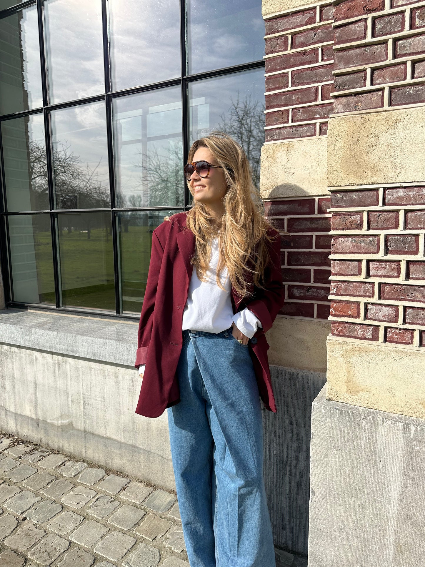 Bordeaux oversized blazer with open back