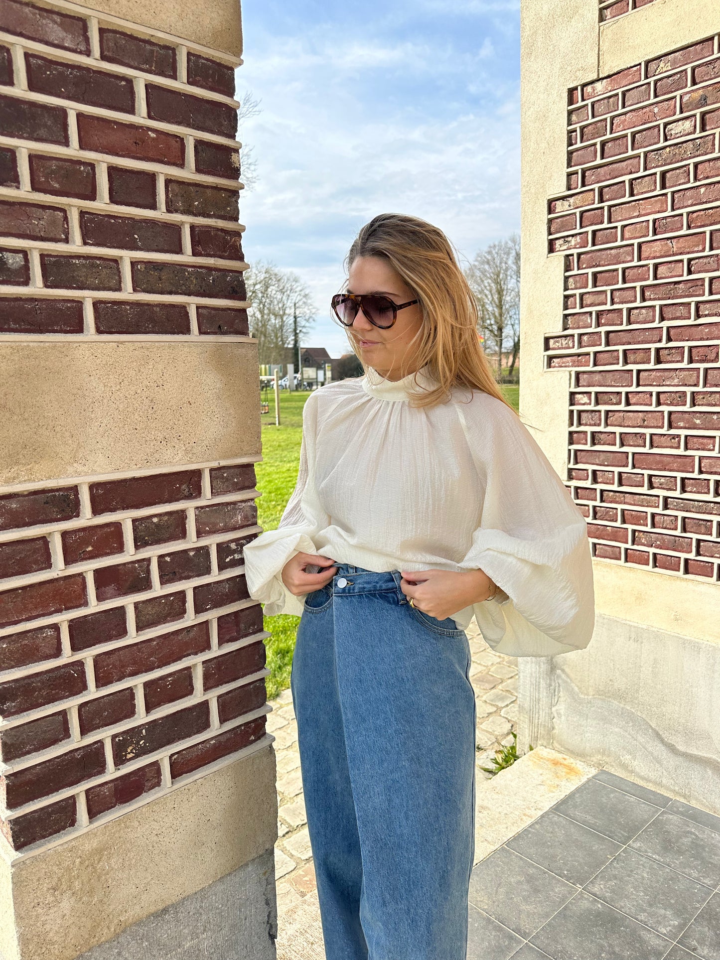 Ecru blouse