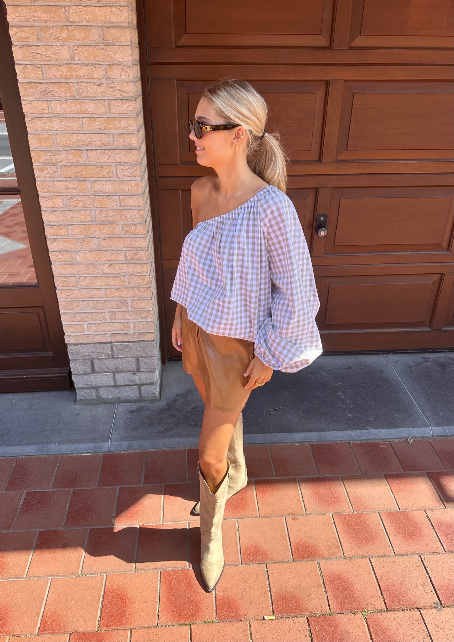 Off-shoulder blouse - beige