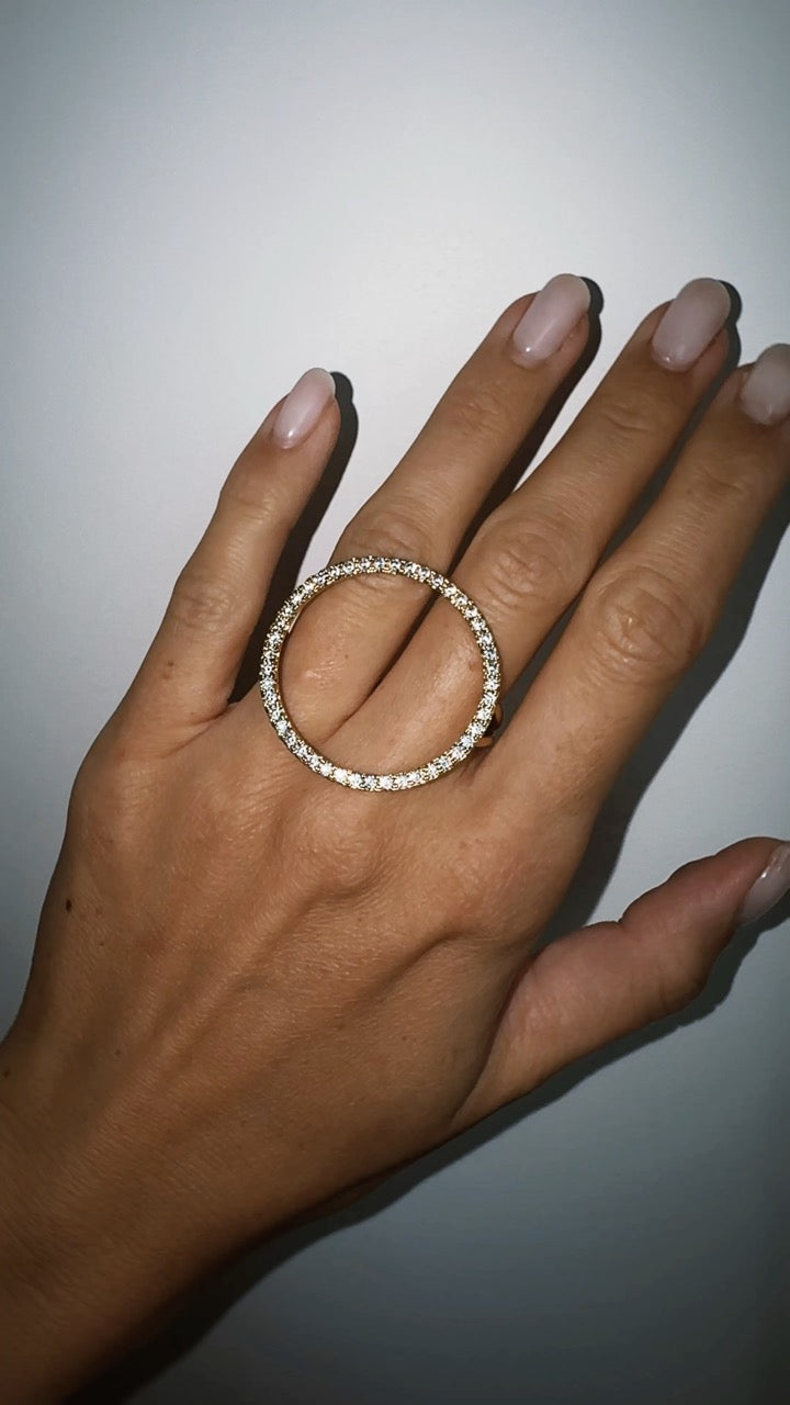Joy diamond ring