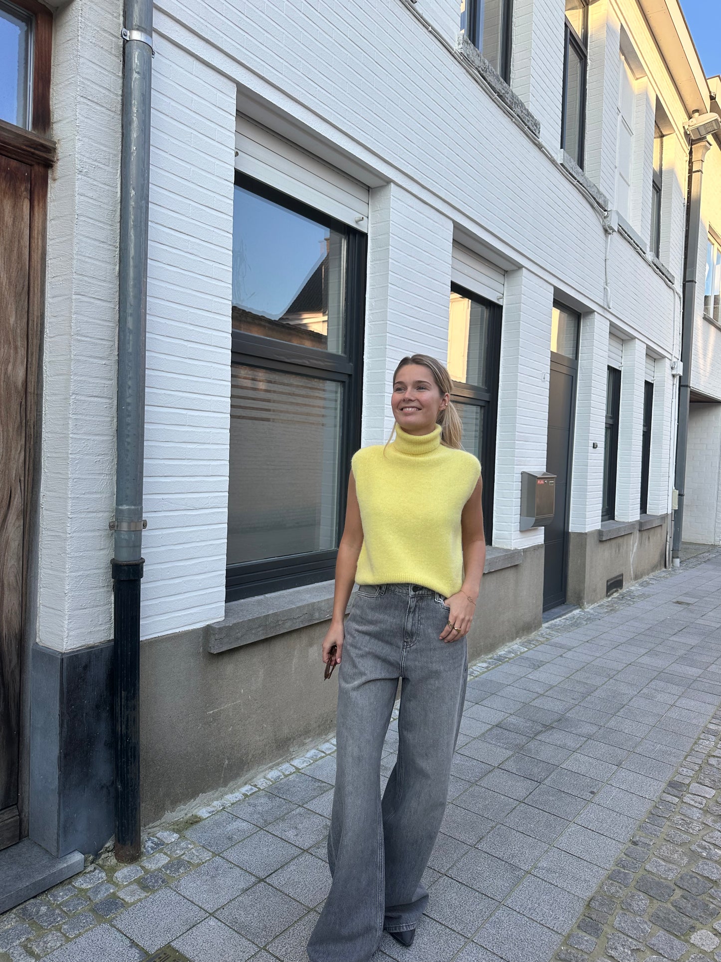 Turtleneck - Yellow