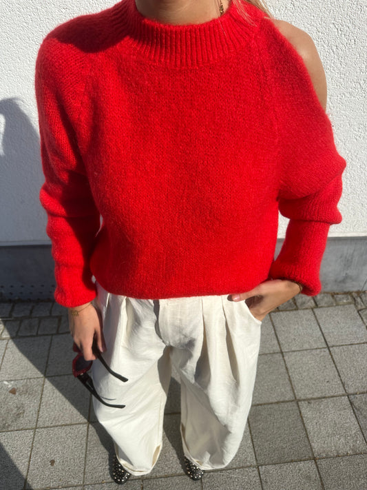 Sweater with open shoulder - red
