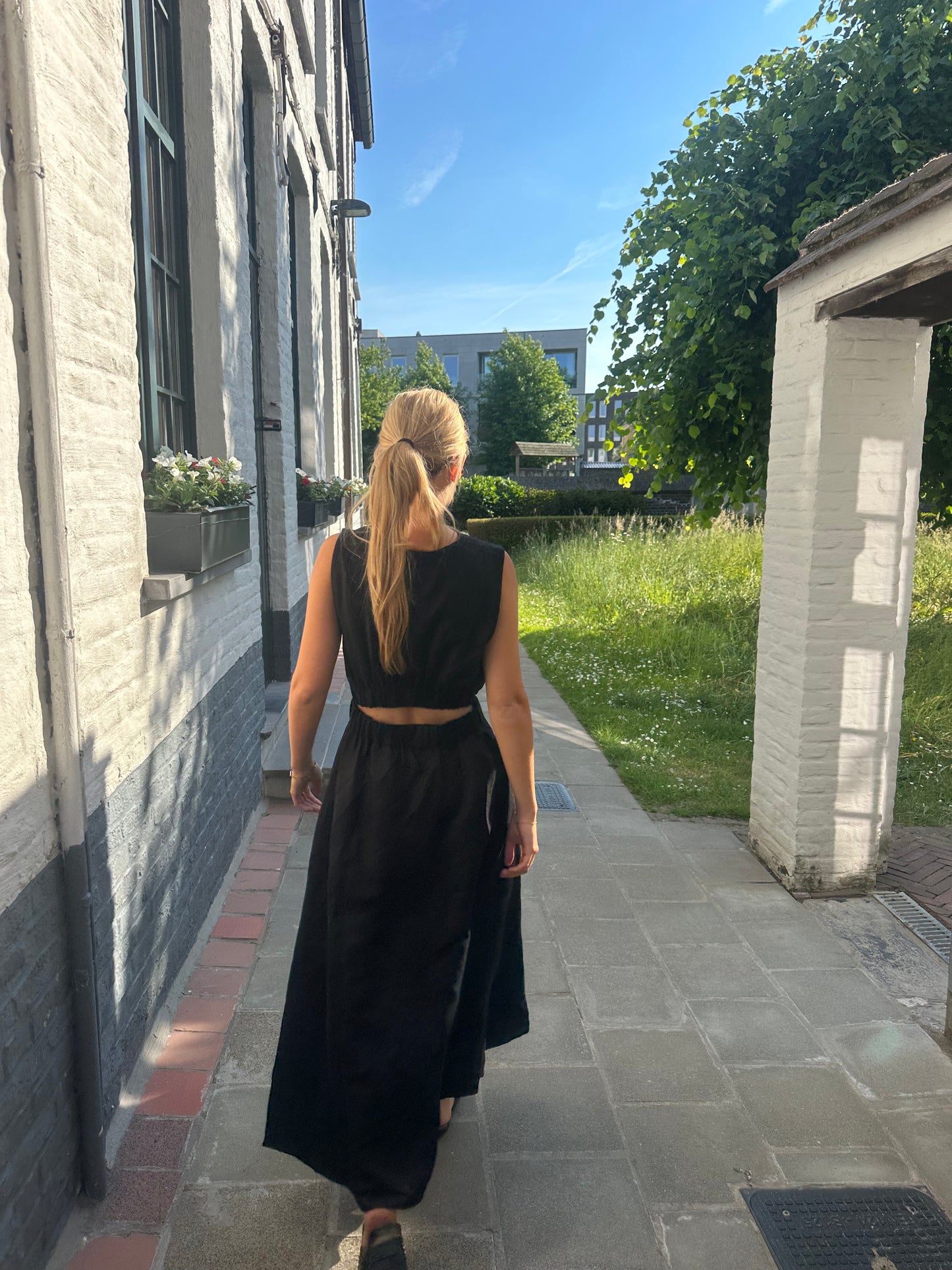 Open back dress - Black