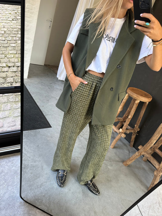 Sleeveless blazer kaki