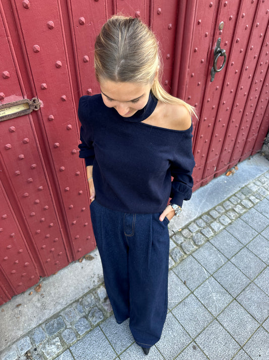 Cut-out pull - navy