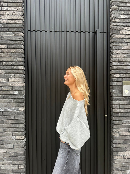 Off shoulder sweater - gray